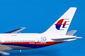 Amazon.com: JC Wings Malaysia Airlines B777-200ER 9M-MRB 1