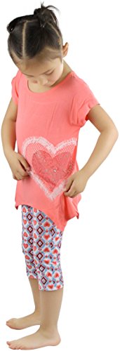 Image of ToBeInStyle Girl's 2 Piece Outfit Top & Leggings Set Casual Graphic Shirt Capri Pants