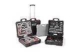 Caja de herramientas: La caja de herramientas de WOLFGANG TOOLS es imprescindible para todo artesano profesional y bricolador. Las herramientas están hechas de acero cromado de alta calidad, lo que las hace robustas y duraderas. Este práctico maletín puede llevarse a cualquier parte, gracias a sus ruedas y a su asa extensible. El set será indispensable en tu taller, de viaje o incluso en casa.