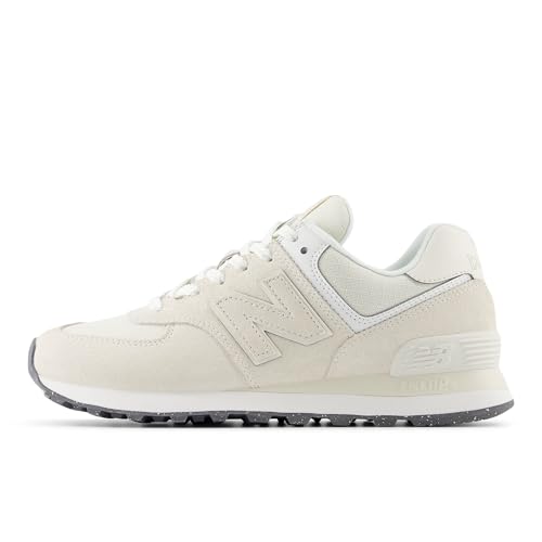 New Balance Women's 574 V2 Sneaker2