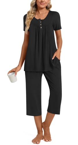 Image of Womens Summer Pajama Sets 2 Piece Short Sleeve Top and Capri Pants Plus Size Ladies Lounge Pjs Sets with Pockets