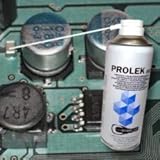 RECOMENDACIONES: Manténgase fuera del alcance de los niños. No ingerir. Al tratarse de un producto inflamable, debe ser usado en limpiezas donde no exista peligro por contacto eléctrico.