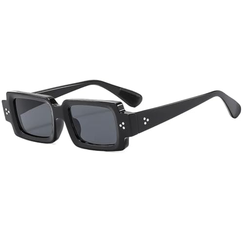 Lunettes de soleil de luxe pour femme en terrasse et sorties urbaines