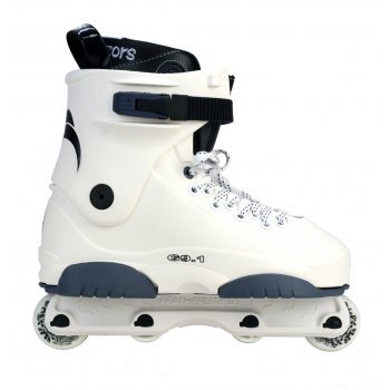 Razors Genesys 9.1 Aggressive Skates 2013 - SIZE 7