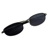 2) Los lentes tienen un recubrimiento especial le permite mirar hacia el futuro y todavía ver lo que está pasando detrás de
