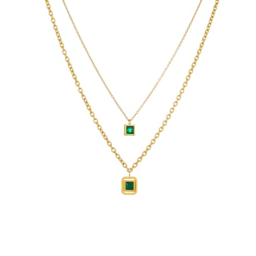 Collier tendance 2 couches au quotidien avec son pendentif vert