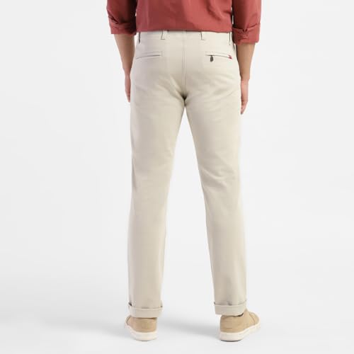 Image of Levi's Men's Solid Slim Fit Trousers