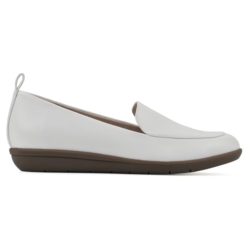Image of CLIFFS BY WHITE MOUNTAIN Women's Twiggy Moccasin Style Loafer Flat