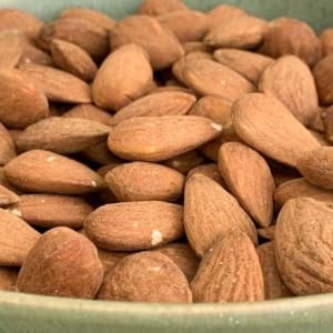 NULTHY 500g - Almendra Natural con Piel BIO, Frutos Secos Crudos, Cultivo Ecológico, Origen España