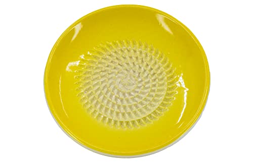 Kaladia Plato rallador de cerámica de un solo color, ideal para jengibre, parmesano, etc., en amarillo, diámetro: 12 cm, hecho a mano y pintado a mano, fabricado en España