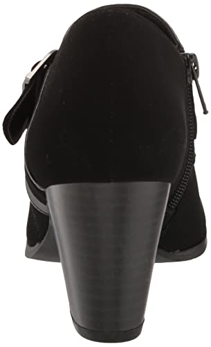 Easy Street Women's Della3