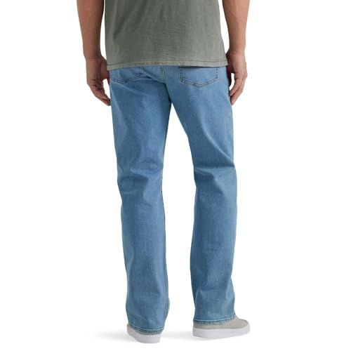 Image of Wrangler Men's Relaxed Fit Boot Cut Jean