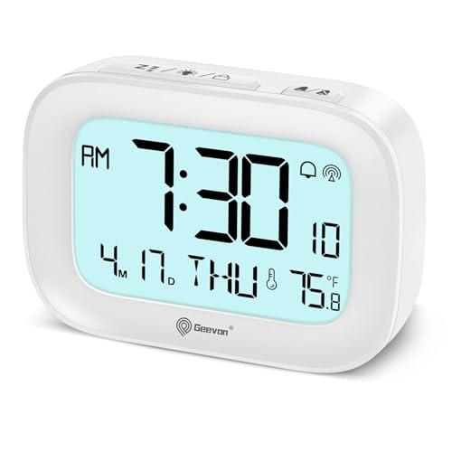 Geevon Small Digital Atomic Alarm Clock for Bedroom, Portable Battery Operated Travel Desk Clock for Heavy Sleepers, with 10s Backlight, Temperature, 3 Inch Display, White
