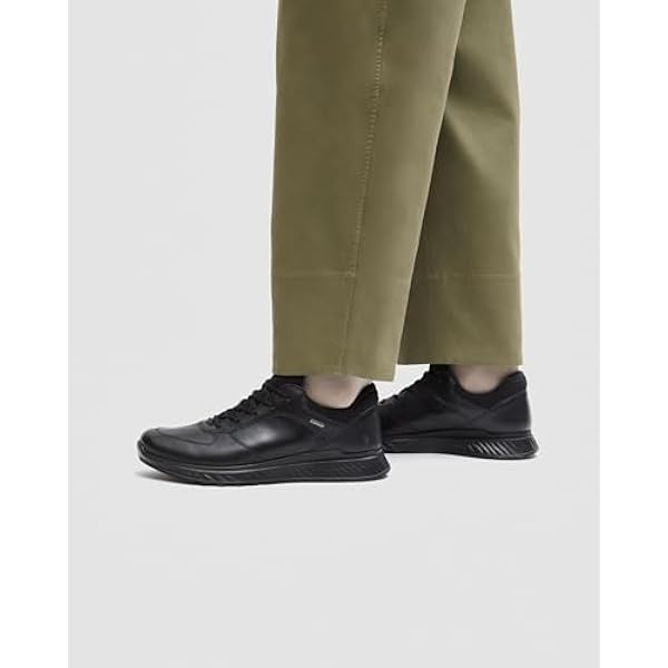 Мужские кроссовки ECCO exostride m tall