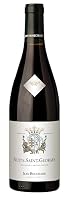 Cépage Pinot Noir Il accompagnera toutes les viandes rouges, les plats en sauce, les gibiers marinés et les fromages relevés. Belle robe couleur rubis nuancée framboise. Nez racé et élégant qui possède une vrai complexité et de la finesse. Bouche dom...