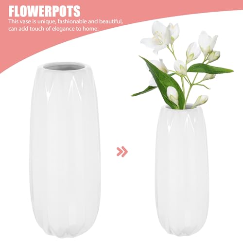 Jarrón de cerámica blanco moderno para revivir tu mesa de comedor 4