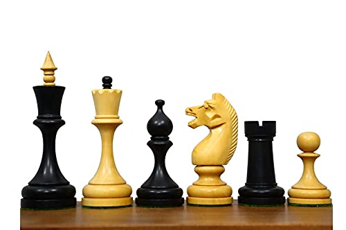 Pièces d'échecs de tournoi de 1960 plombées pour éviter les chutes de pièces