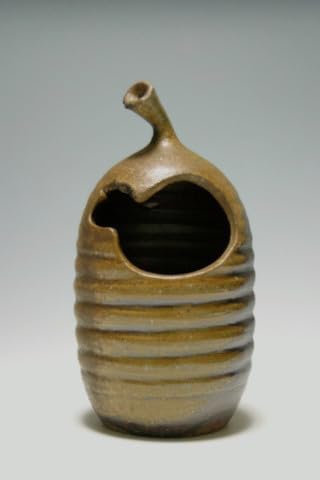 Amazon.co.jp: 備前焼日本工芸会正会員 小川秀蔵 備前茄子形花入