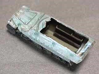 1/144　ワールドタンクミュージアム　Series 05−92　ドイツ　Sd.Kfz. 251D　装甲ハーフトラック  冬季迷彩　単品 rdzdsi3 Amazon | 1/144 ワールドタンクミュージアム Series 05－92 ドイツ Sd