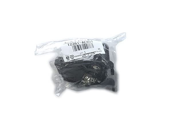 Amazon.co.jp: TRD エンジンマウント フロント 12361-AE851 カローラ