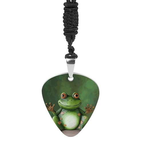 ウェルカムフロッグプリントピックネックレス(1.2 x 1.1インチ)。チタンスチール製、24インチのブラックロープとペア。男性と女性の両方に合わせた絶妙なペンダントギターピックホルダーです。