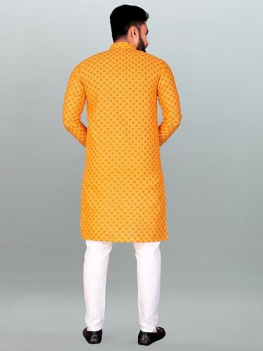 Image of Cotton Blend Geometric Mandarin Chinese Neck Full Sleeve Kurta for Men