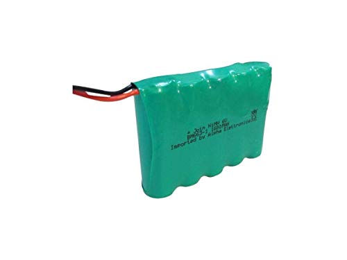 Battery pack Nimh 5 AA Mignon 6 V 1600 mA side by side with wires