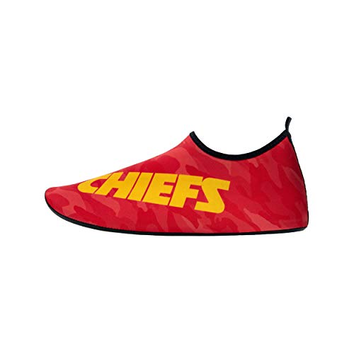 Image of FOCO Men's NCAA & NFL Team Camo Water Shoe