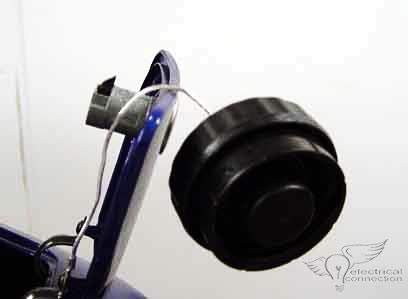 2018 Goldwing Fuel Cap Harness 09103