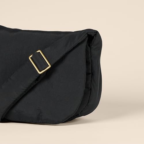 Amazon Essentials Women's Nylon Flap Bag3