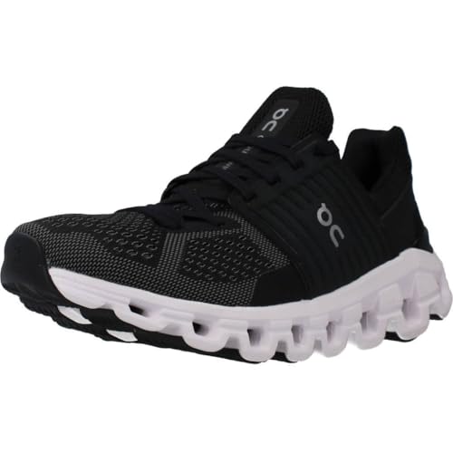 Image of On Women's Cloudswift Sneakers