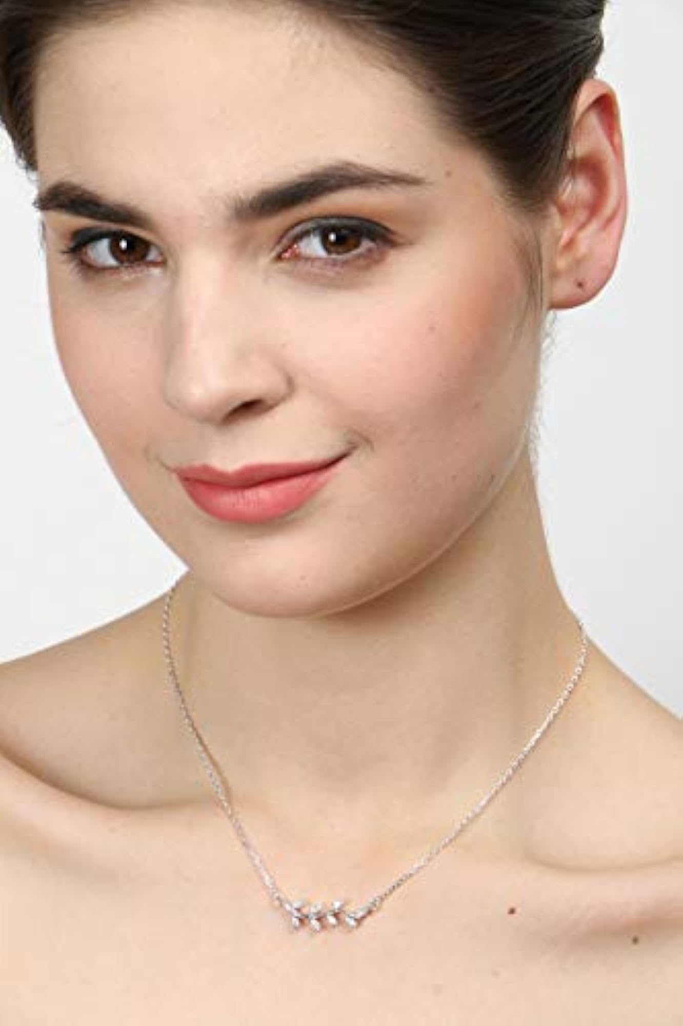 925 Sterling Silver Leaf Pendant Earring Chain Jewellery Set