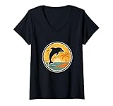 Silhouette di delfino minimale con isola di palme e mare calmo al tramonto. Perfetto per gli amanti della spiaggia e gli amanti dell'oceano che amano l'arte costiera pulita. Bella grafica per gli appassionati di onde, clic e salti giocosi con il titolo: Dolphin Island Sunset Circle.