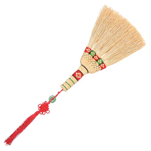 Yardenfun Handmade Woven Corn Broom for Cleaning Compact Desktop Dust Brush Chinese Style Short Handle Duster for Sofa Bed and Corners Ergonomic and Portable Cleaning Tool