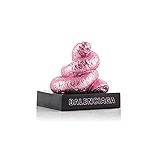 5. Kackwürste von Balenciaga