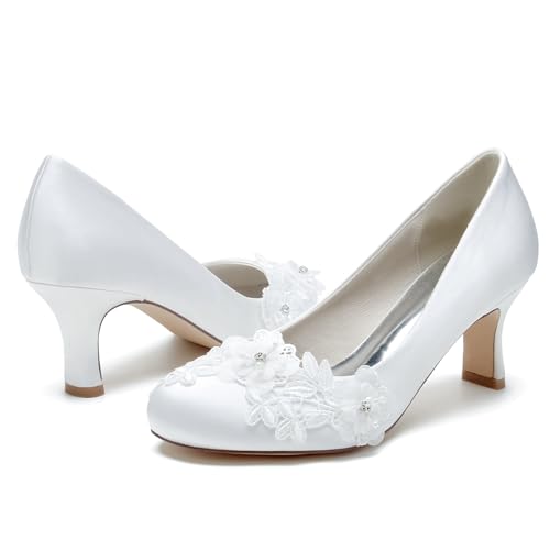 Chaussures de mariée talons bas en dentelle blanche pour bal et réception