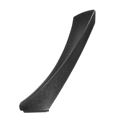 La copertura del pannello di trazione della maniglia interna della porta è realizzata in materiale resistente e ha una lunga durata.