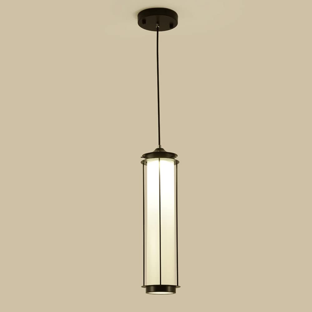 Lustre en fer forgé moderne pour créer une ambiance de salle à manger