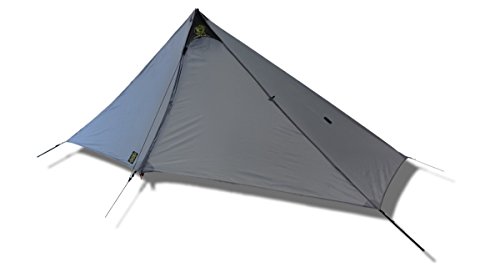 Six Moon Designs Deschutes Ultralight Backpacking Tarp. 13 OZ – 370 G - Gray- No Frills Ultralight Tarp That Provides Full Weather Protection. The Deschutes Gets The Job Done at an Affordable Price.