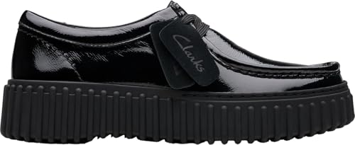 Image of Clarks Torhill Bee Nubuck Schuhe in