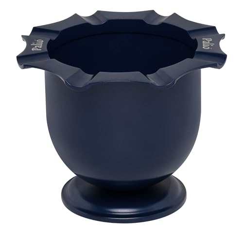 The Palió® Tazza Alta ashtray combines functionality with aesthetics, providing