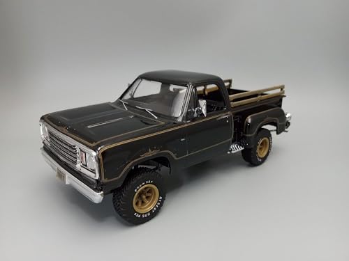MPC 1977 Dodge Warlock Pickup 2T 1:25 Scale Model Kit