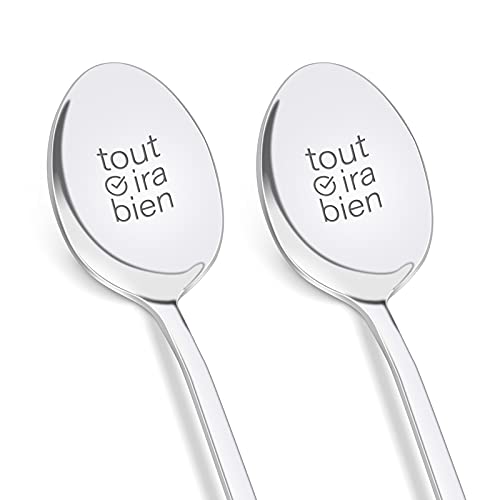 2 Pièces Cuillère à Café, Tulolvae Lettrage cuillère avec Gravé - Tout Ira Bien - Cuillères en Acier Inoxydable Inclus Un Coffret, Cadeau Anniversaire Noël pour Ami, Amoureux, Conjoint Cover