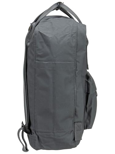 Sac à dos Kånken Fjällräven déperlant durable en Super Grey - 5