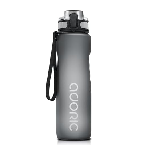 ADORIC Sport vattenflaska 1 L, 500 ml, BPA-fri tritan giftfri plast sportvattenflaska, hållbar läckagesäker vattenflaska med filter, flip topp (grå – 1 000 ml)