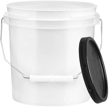 1 Gallon Food Grade Buckets with Lids BPA Free Plastic containers Three Colors (Pack of 3) Made in USA