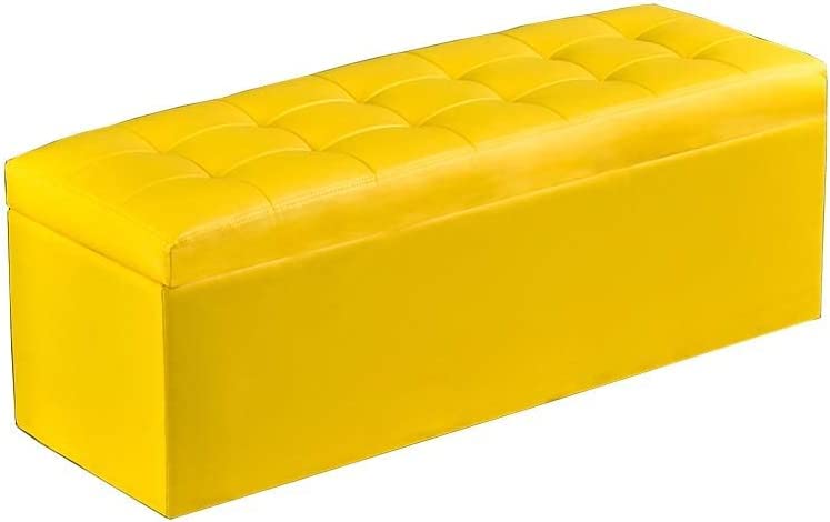 Pouf avec rangement pour chambre remédiant au manque de place