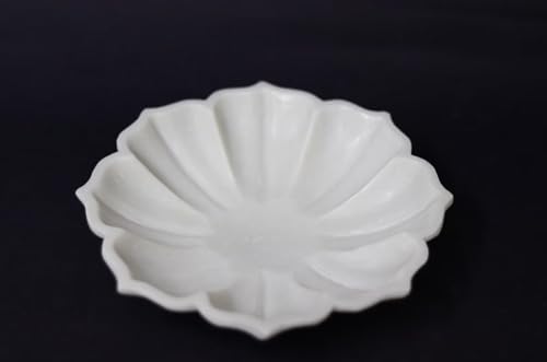 Image of Marble Urli Bowl for Decoration | Big Potpourri Decorative Bowls in Home decor | Large White Floating Flower Plates of Stone | Small Shape puja Item | (6 inch, Petal Glow)