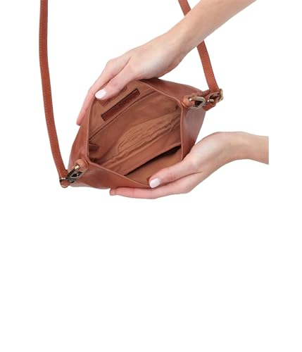HOBO Phoebe Crossbody3