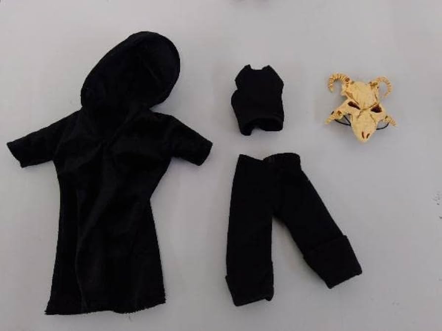 Amazon.co.jp: MEZCO リビングデッドドールズ WALPURGIS